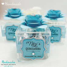 Load image into Gallery viewer, Cube Wedding Party Favor, Quinceanera Favor, Sweet Sixteen Favor With Flower